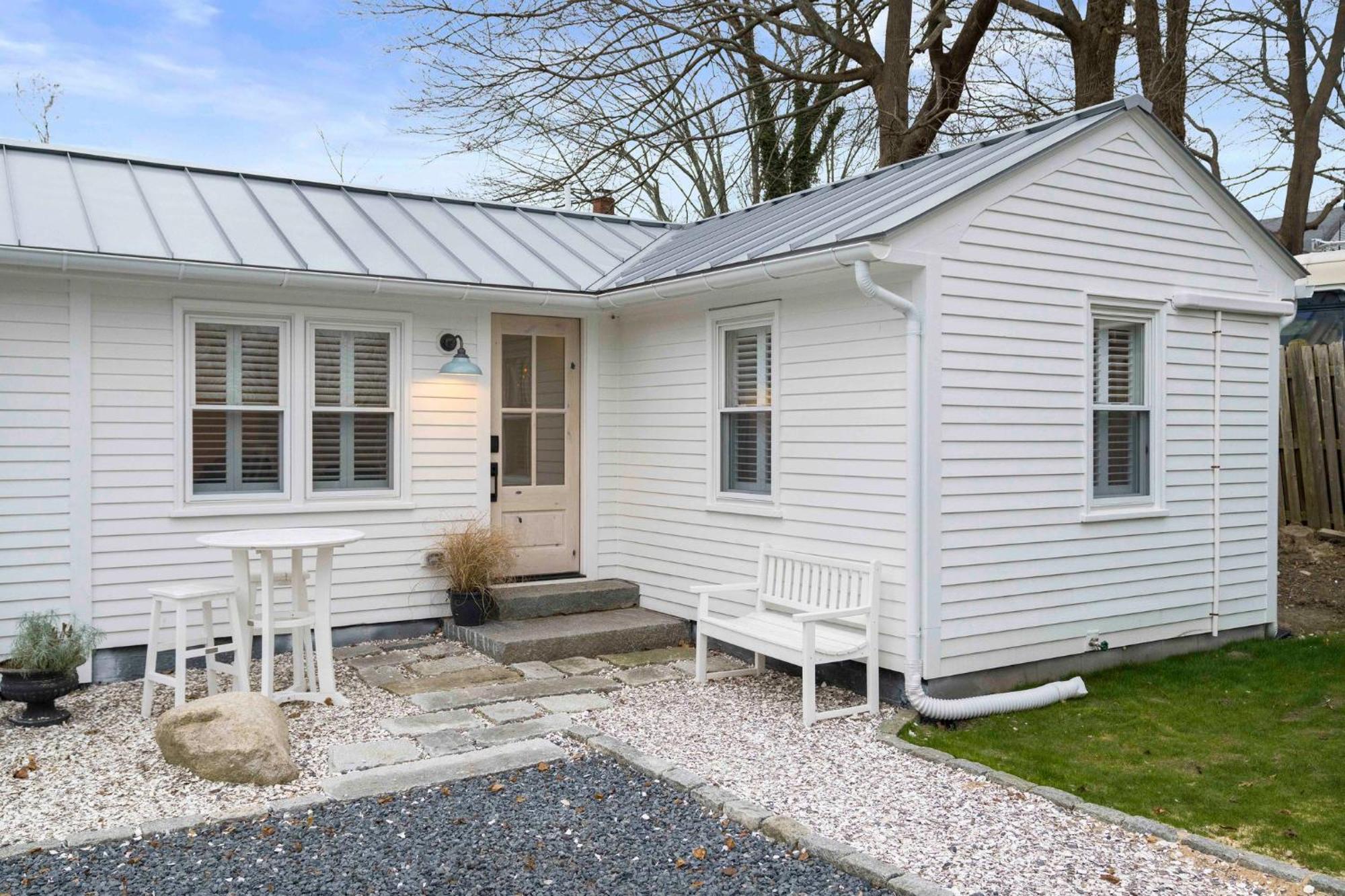 Sisu, A Boutique Motel Plymouth Exterior photo
